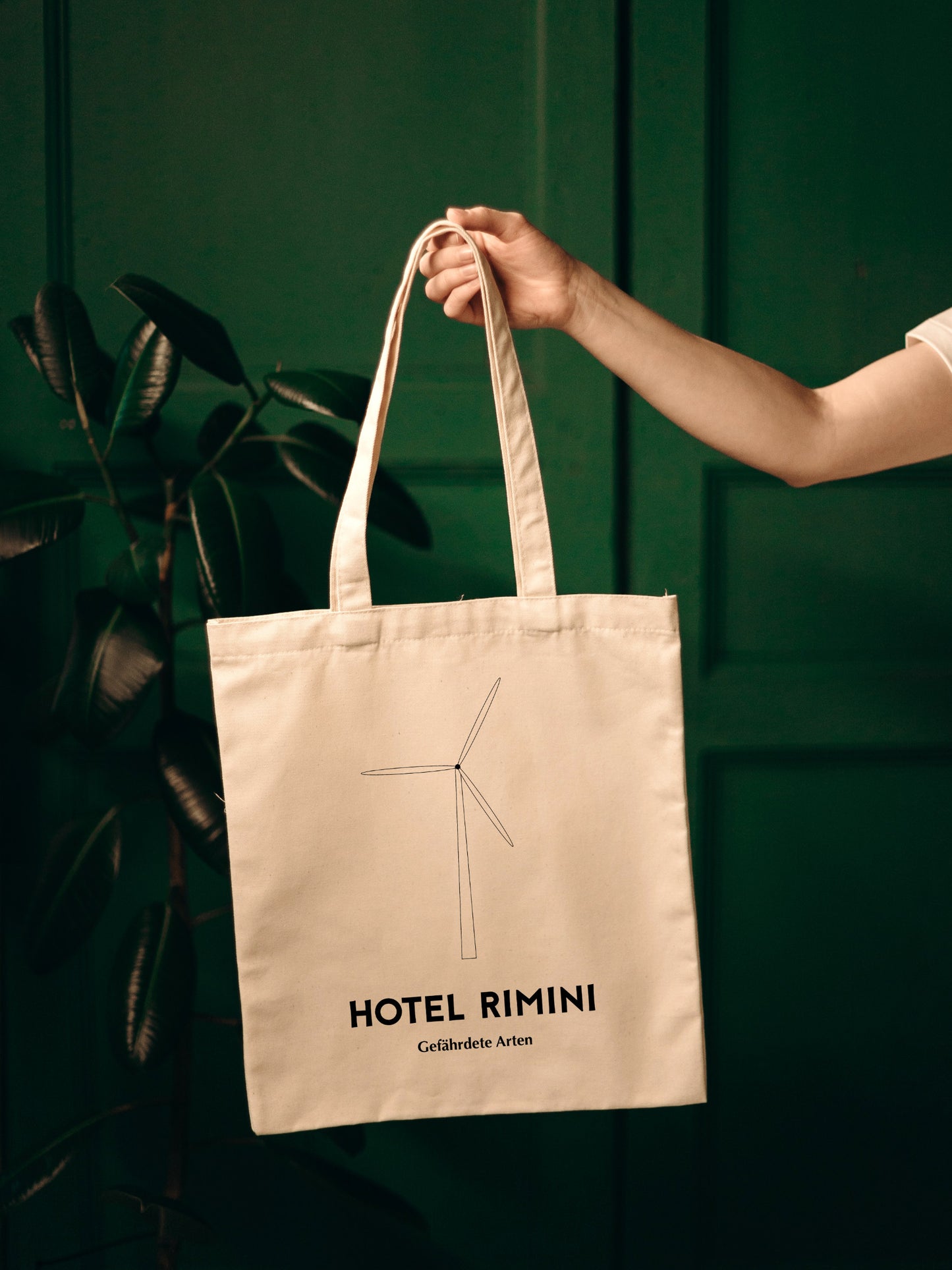Hotel Rimini - Gefährdete Arten - Tote Bag