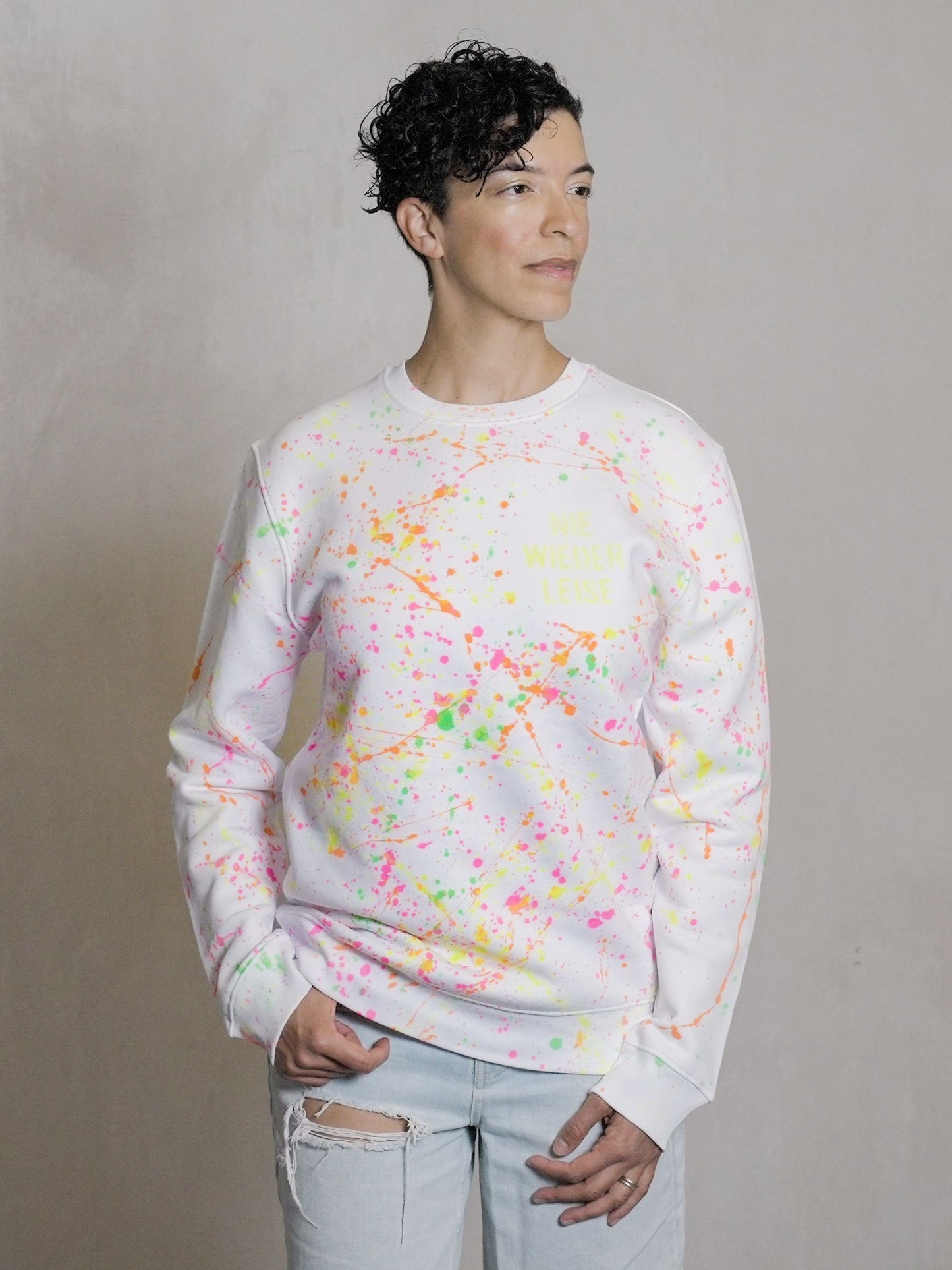 Celina Bostic - Nie wieder leise - Sweatshirt Unisex (Neon Splatter)